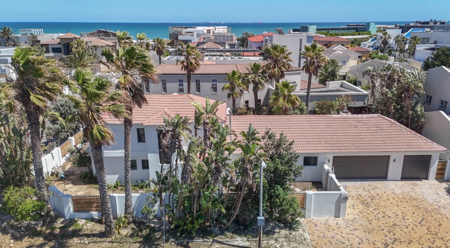 4 Bedroom Property for Sale in Sunset Beach Western Cape